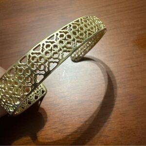 Elegant Gold Filigree Bracelet